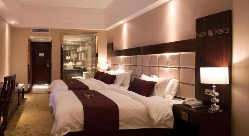 Telecom Hotel Guilin Exterior photo