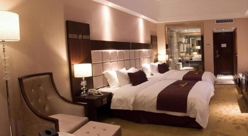 Telecom Hotel Guilin Exterior photo
